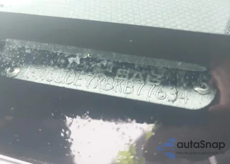 2011 Ford Escape Limited z USA, uszkodzony, nr VIN 1FMCU0E7XBKB77634